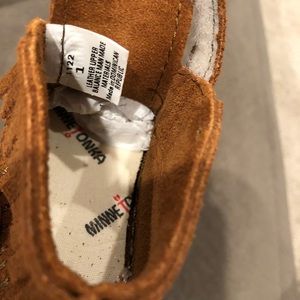 Minnetonka Shoes - Minnetonka Moccasin baby shoes size 1 never worn Minnetonka Shoes - Minnetonka Moccasin baby shoes size 1 never worn